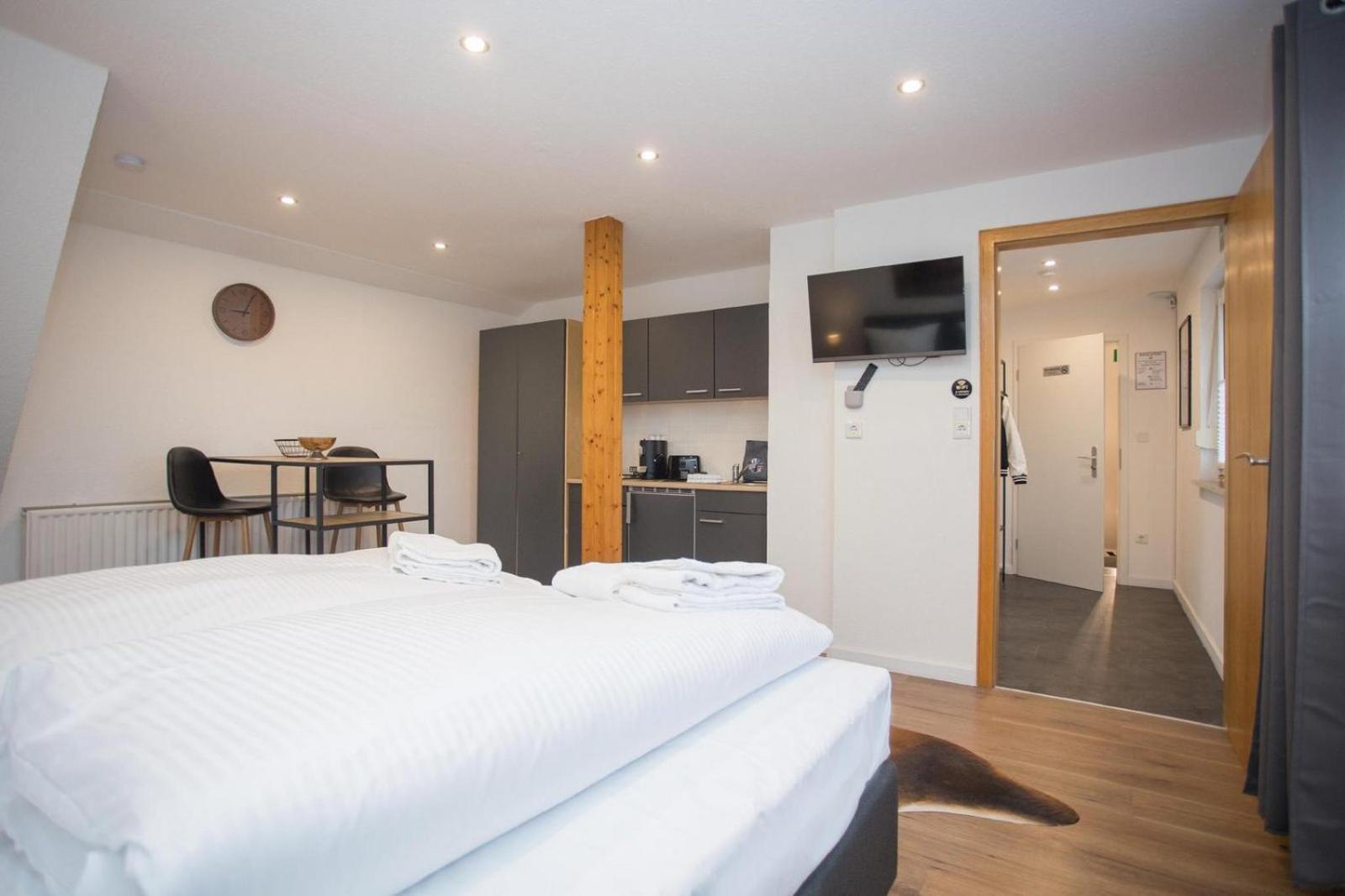 Vakantiehuis - 'Ferienhaus K17 Voor 18 Pers' - Kirchstrasse 17 | Winterberg Buitenkant foto