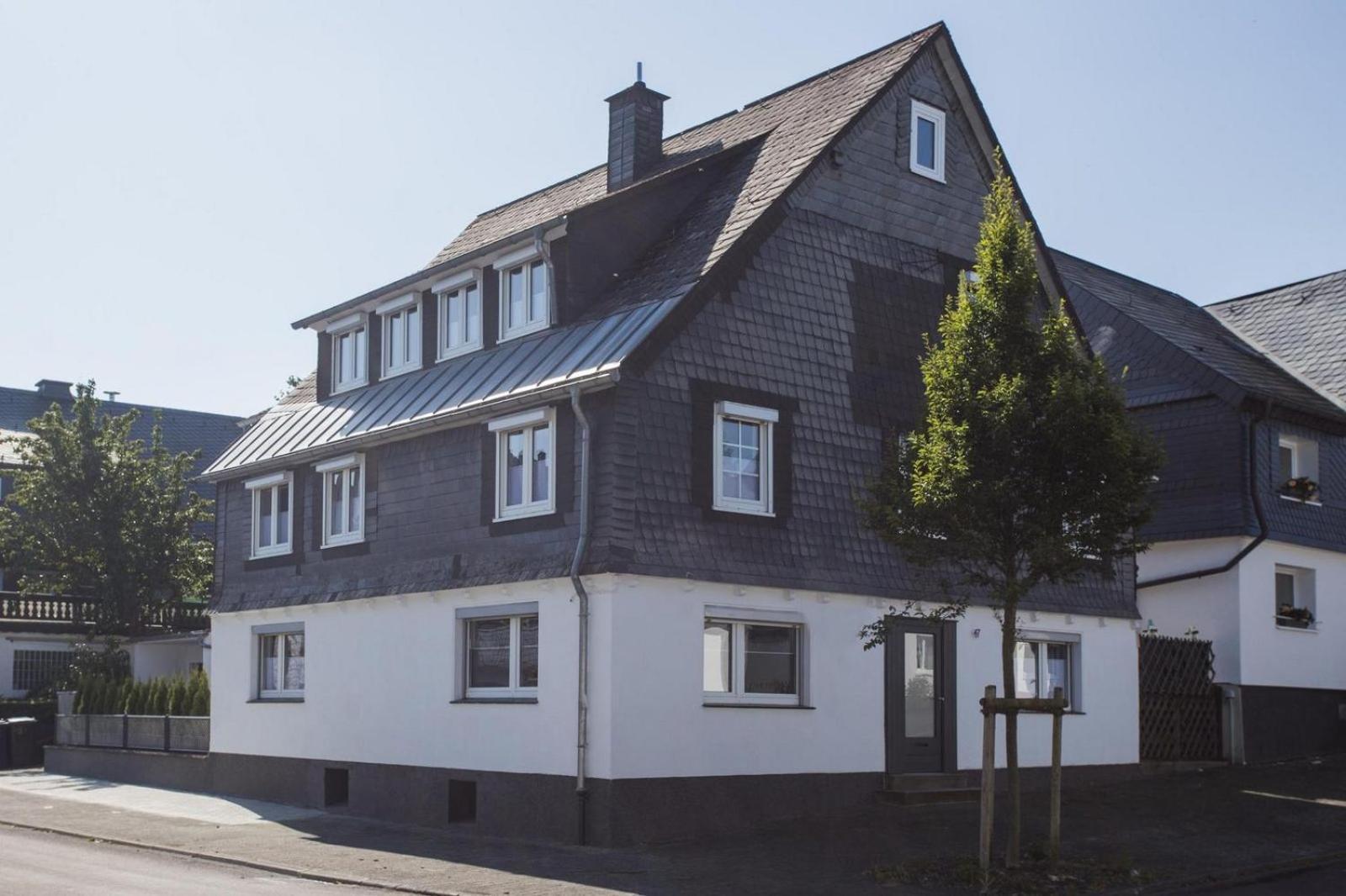 Vakantiehuis - 'Ferienhaus K17 Voor 18 Pers' - Kirchstrasse 17 | Winterberg Buitenkant foto
